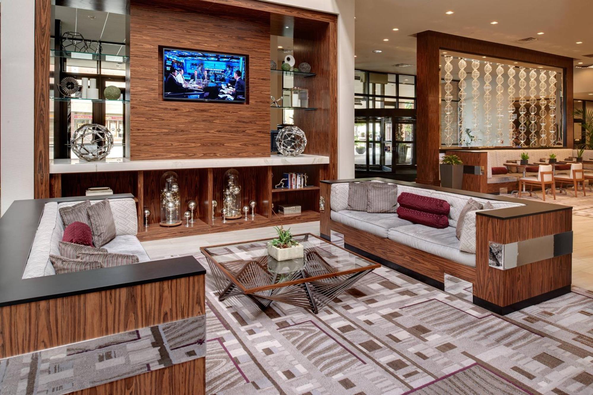 Marriott East Lansing At University Place Экстерьер фото