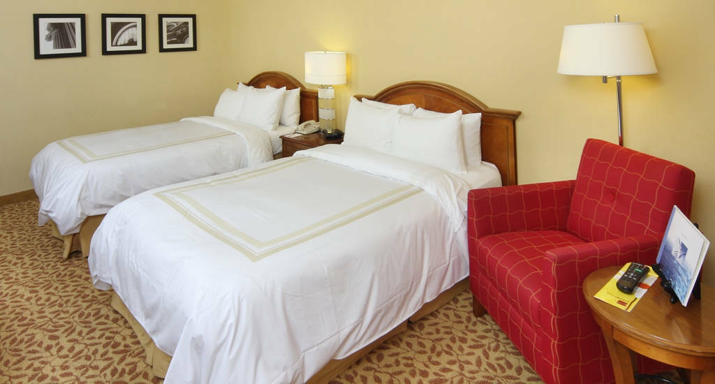 Marriott East Lansing At University Place Экстерьер фото